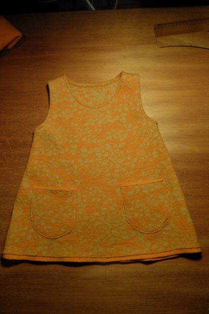 Trägerkleid Jacquard 2 Taschen