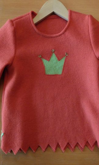 Prinzessinnenkleid mit Krone